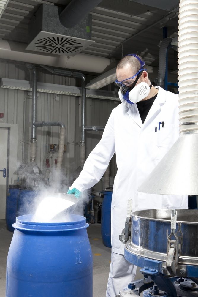 Dräger X-plore 3500 Handwerker Set bestehend aus 1x Halbmaske X-plore 3500 und 2 Stück Filter Pure P3 R - Größe: M (Handwerker-Set für Staubarbeiten) (Bild 4)