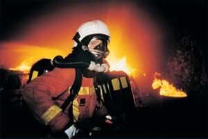 Dräger Panorama Nova - Vollmaske für Industrie- und Feuerwehr, verschiedenste Modelle & Anschlüsse (Bild 1)
