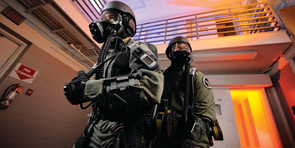 Dräger CDR 4500 Einfilter-Vollmaske für Zivil- und Katastrophenschutz - mit Rd40 Anschluss (EN 148-1) - schwarz (Universalgröße) (Bild 3)